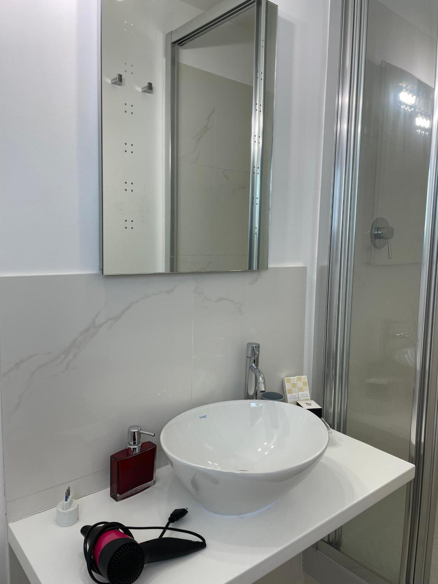 Seven Boutique Hotel Sestri Levante Szoba fotó